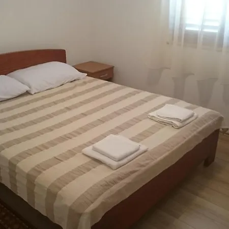 By The Sea Seline, Paklenica - 11197 斯塔利格拉德-帕克利尼卡